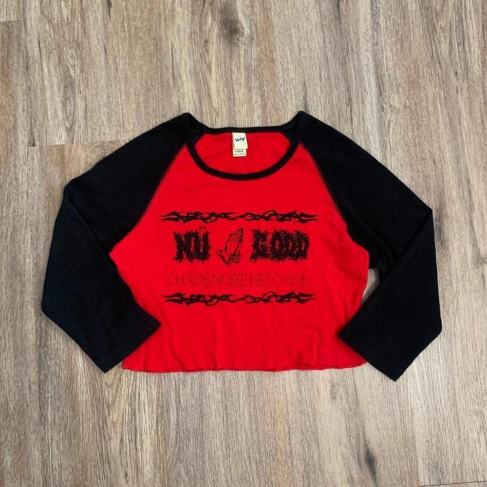 DIY screenprinted No Good Chaos cropped baseball tshirt in red‎ black - size m